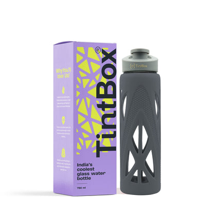 Borosilicate glass water bottle with cover (Silicone Sleeve) 750ml for Fridge, Office, Gym & Home