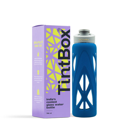 Borosilicate Glass Bottle with Protective Silicone Sleeve, 750 ml