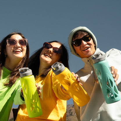 Borosilicate Glass Bottle with Protective Silicone Sleeve, 750 ml