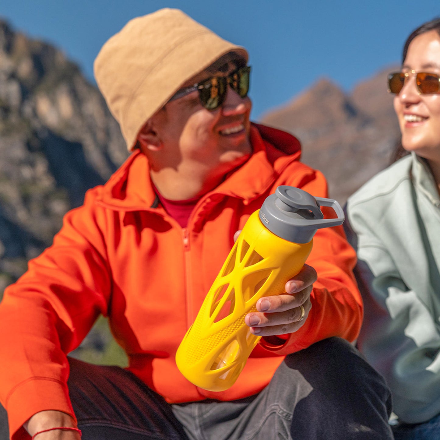 Borosilicate Glass Bottle with Protective Silicone Sleeve, 750 ml